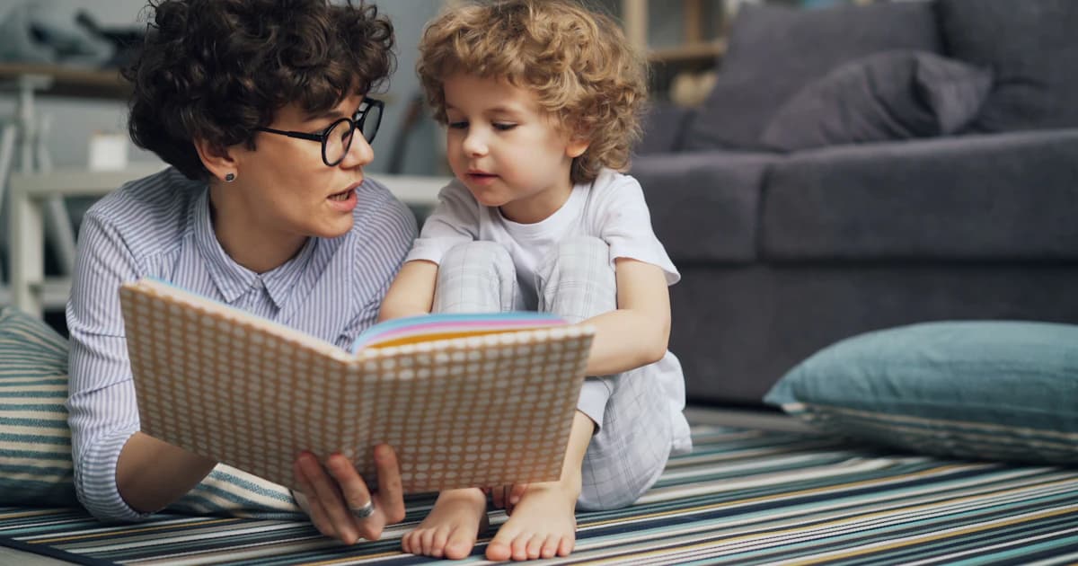 Le langage à 3 ans : les repères, ce qui est normal, et comment l'aider à progresser
