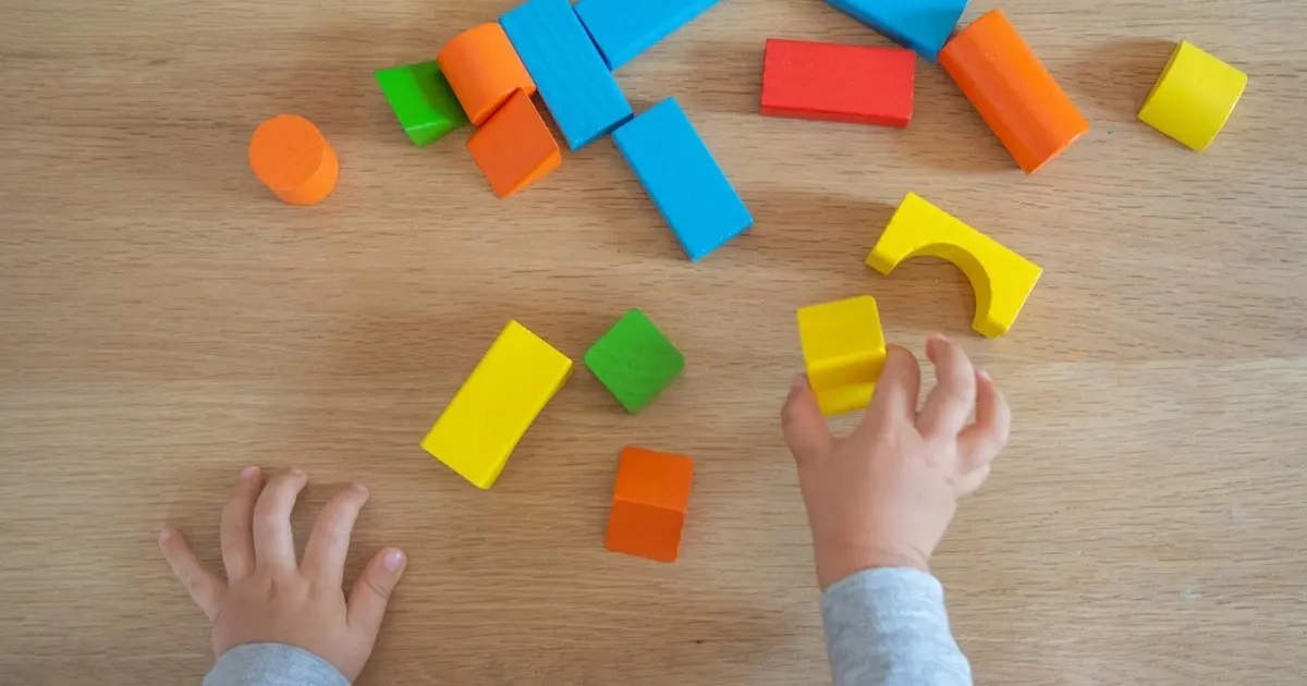 Tangram enfant : le repérage dans l'espace, et pourquoi 3 ans c'est trop tôt